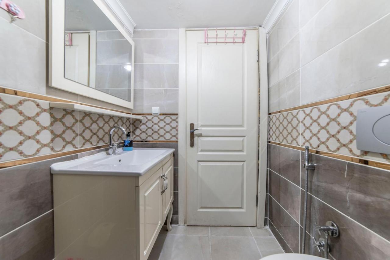 Altiparmak Central 2 Bdrm Apartment Бурса Екстер'єр фото