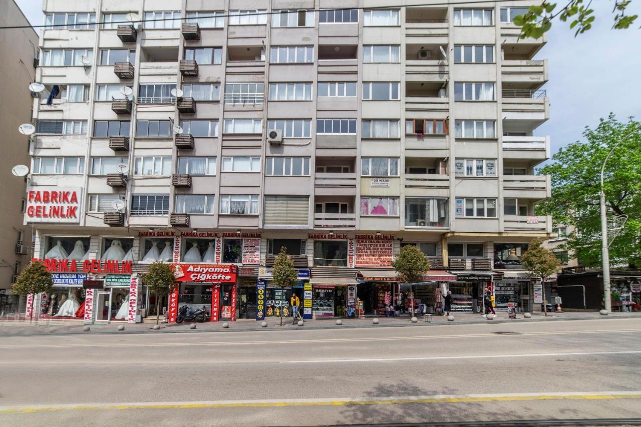 Altiparmak Central 2 Bdrm Apartment Бурса Екстер'єр фото